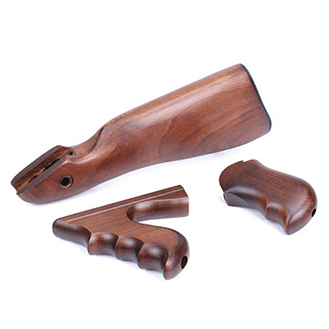 This real wood conversion kit includes foregrip, pistol grip and stock. 